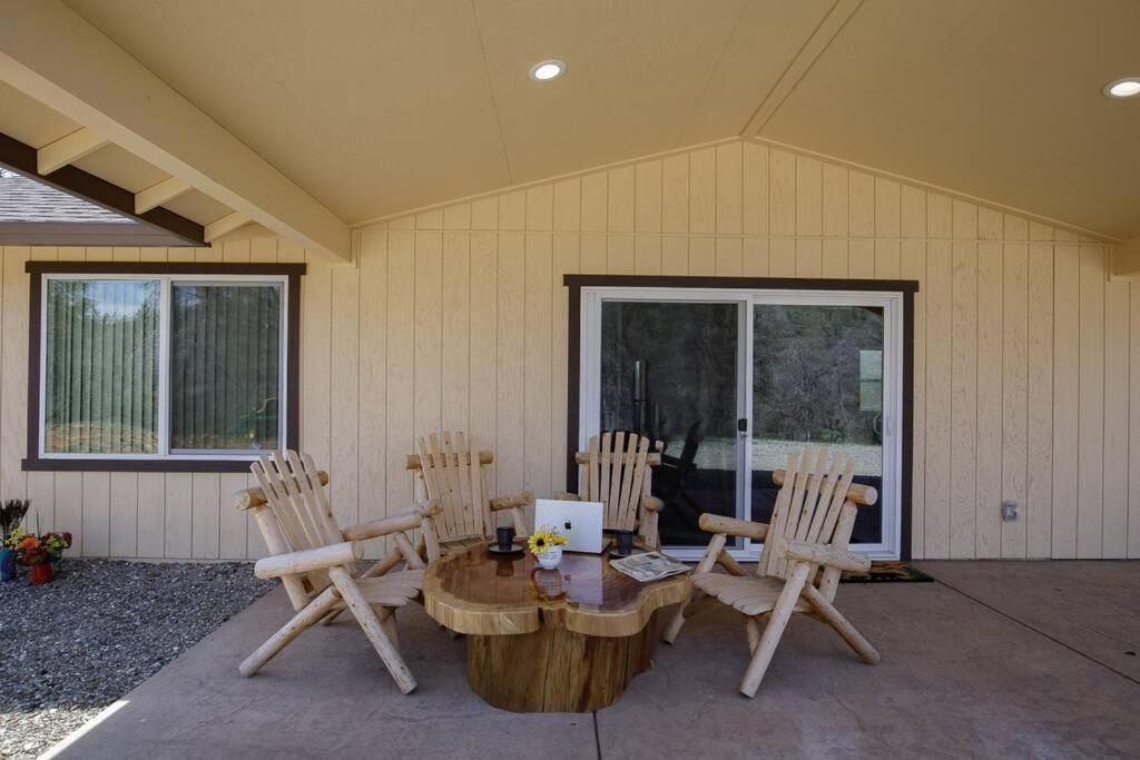 Cozy Cub Cabin, Brand New Home Near Yosemite Mariposa Esterno foto