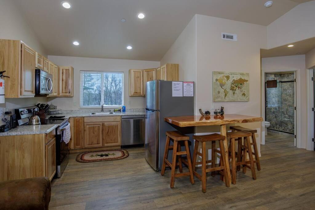 Cozy Cub Cabin, Brand New Home Near Yosemite Mariposa Esterno foto