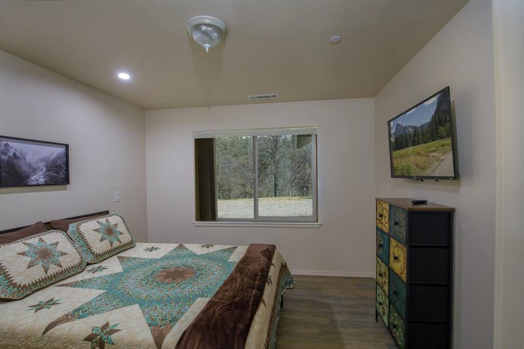 Cozy Cub Cabin, Brand New Home Near Yosemite Mariposa Esterno foto