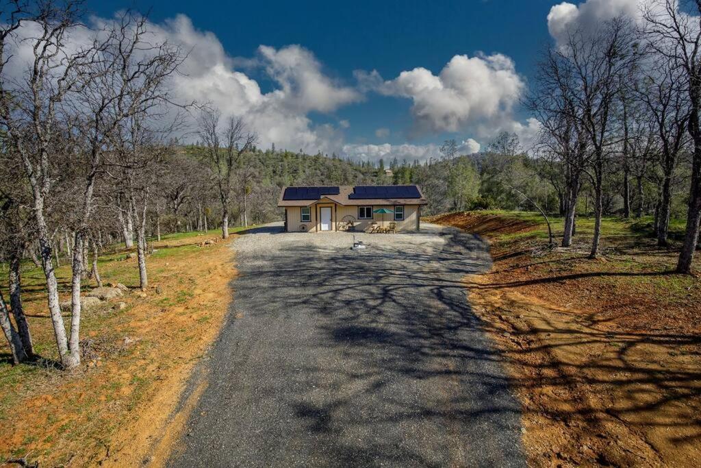 Cozy Cub Cabin, Brand New Home Near Yosemite Mariposa Esterno foto